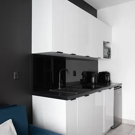 Nowoczesny Glamour Z Prysznicem Posrodku * Łódź